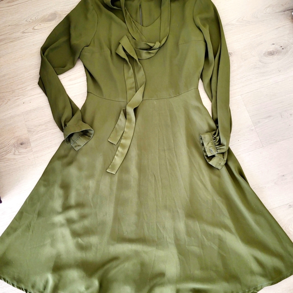 Shabby Apple Vintage Inspired Midi 8 Green Longsleeve